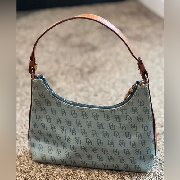 Dooney & Bourke Purse - Picture 2 of 8